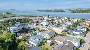 Daebudo Olive Poolvilla Pension