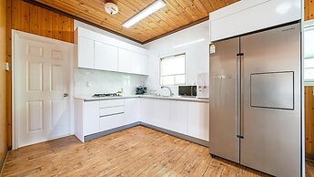 Daebudo Olive Poolvilla Pension