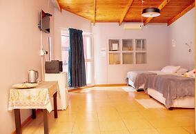 Tina Guesthouse