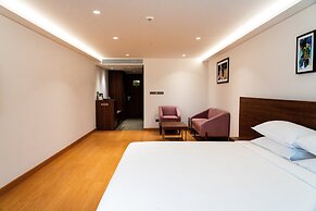 Lilac Hotel Guruvayur