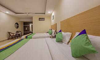 Treebo Royal Palace, New Delhi