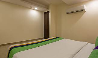 Treebo Royal Palace, New Delhi