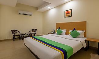 Treebo Royal Palace, New Delhi