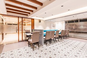 Treebo Premium Heritage Grand, Thane