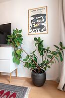 2ndhomes Gorgeous & Modern 2BR Apartment