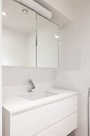 2ndhomes Gorgeous & Modern 2BR Apartment