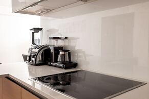 2ndhomes Gorgeous & Modern 2BR Apartment