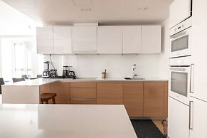 2ndhomes Gorgeous & Modern 2BR Apartment