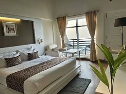 Himalayas by Lake Hills