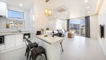 Gyeongju EL Poolvilla Pension