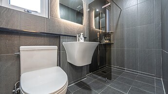 Gyeongju EL Poolvilla Pension