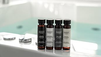 Gyeongju EL Poolvilla Pension