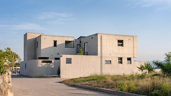 Gyeongju EL Poolvilla Pension