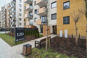 Black and Green Apartment by Renters