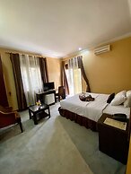 The Country Inn by Smart Haven