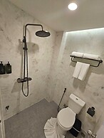 Arawana Express Sukhumvit 22