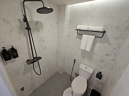 Arawana Express Sukhumvit 22