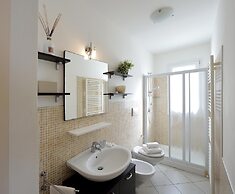 Trilo Mina 3 in Gabicce Mare