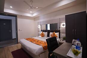 Hotel Lyf Corporate Suites - Kirti Nagar