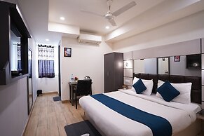 Hotel Lyf Corporate Suites - Kirti Nagar