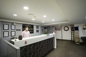 Hotel Lyf Corporate Suites - Kirti Nagar
