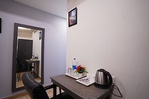 Hotel Lyf Corporate Suites - Kirti Nagar