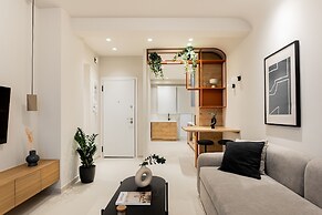 Sleek City 1BR Escape in Athens