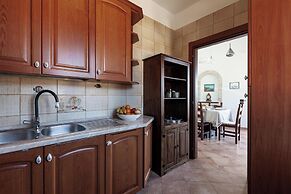 Tenuta San Cassiano with garden and pool