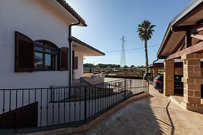 Tenuta San Cassiano with garden and pool