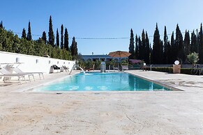 Tenuta San Cassiano with garden and pool