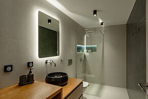 Leviosa apartment airport by Airstay