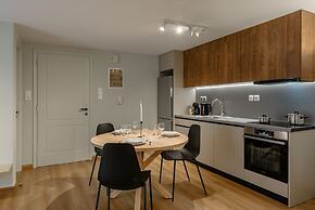 Leviosa apartment airport by Airstay