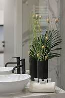 Bliska Wola Modern Studio by Renters