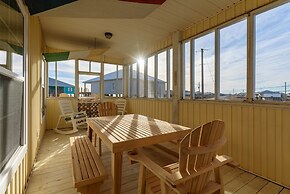 Coconut Breeze - 105 St Dennis 4 Bedroom Home by RedAwning