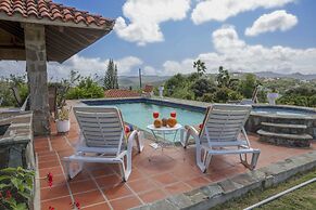 Calypso Court - Private 1 bedroom villa with pool 1 Villa by RedAwning