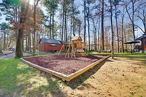 Hook, Line & Sinker Retreat w/ Fire Pit!