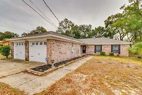 Pensacola Home w/ Private Yard: 7 Mi to Downtown!