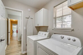 Pensacola Home w/ Private Yard: 7 Mi to Downtown!