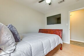 Pensacola Home w/ Private Yard: 7 Mi to Downtown!