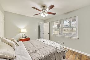 Updated Charlotte Home w/ Yard ~ 3 Mi to Uptown!