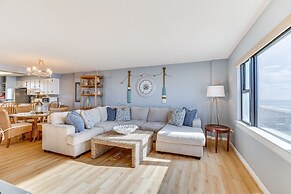Seaside Indian Beach Getaway w/ Balcony + Views!