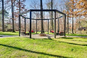 Hook, Line, & Sinker Retreat: Fire Pit, Grill!