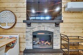 Hook, Line, & Sinker Retreat: Fire Pit, Grill!