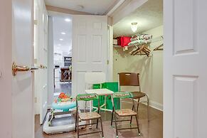 Owings Mills Apartment - 13 Mi to Maryland Zoo!