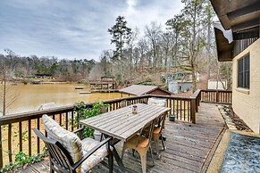 Rustic Valley Cottage w/ Boathouse on Lake Harding