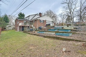Large Home w/ Deck & Grill ~ 9 Mi to Virginia Tech