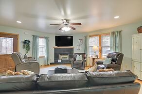 Large Home w/ Deck & Grill ~ 9 Mi to Virginia Tech