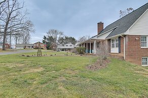 Large Home w/ Deck & Grill ~ 9 Mi to Virginia Tech