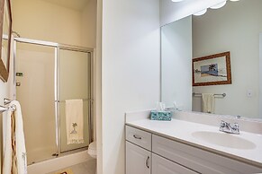 4 Mi to Beaches: Pet-friendly Lewes Condo!