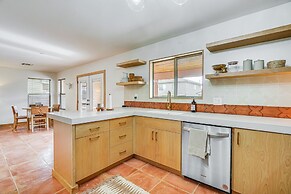 Gorgeous Green Valley Home: Patio & Private Pool!